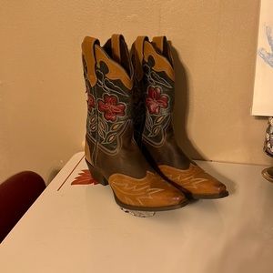 Laredo western floral women boot